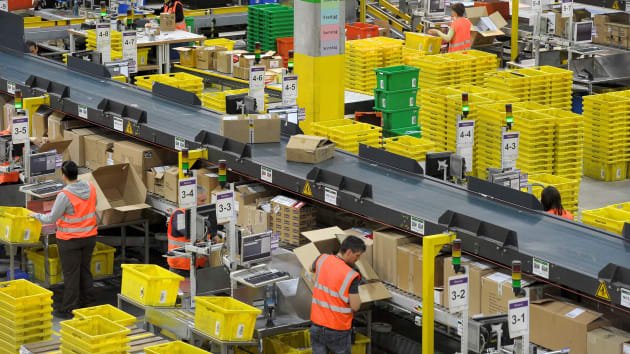 На Amazon наклали штраф розміром 1,13 млрд євро